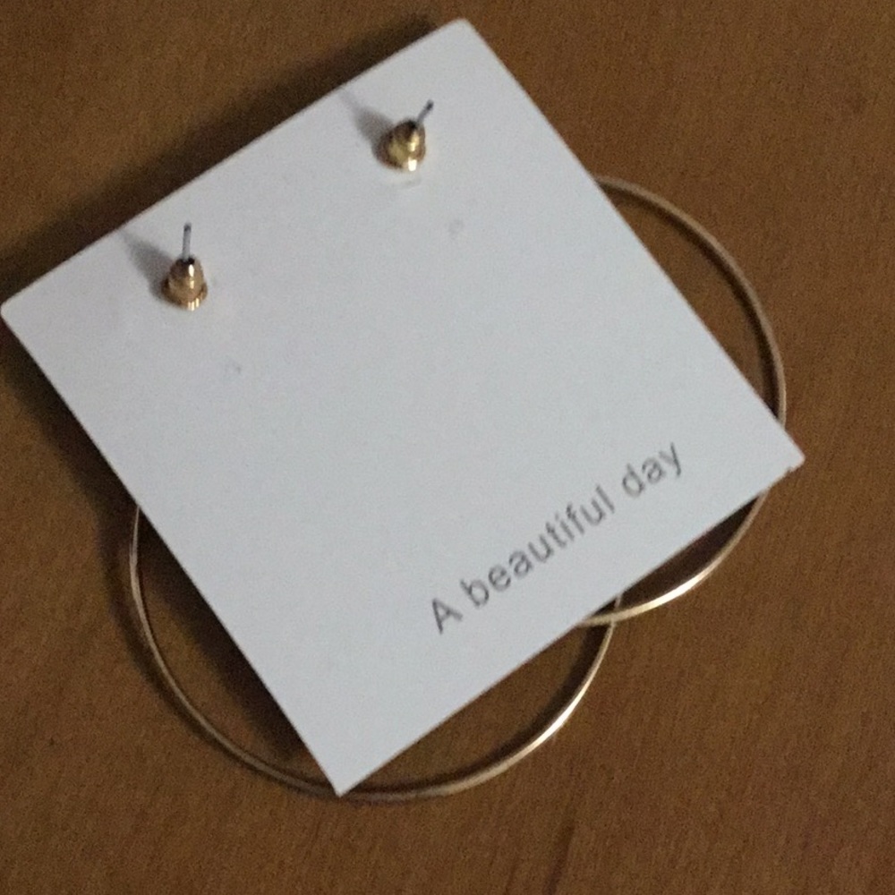 Shell Hoop Earrings - Picture 2 of 2